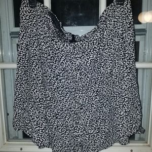 American Eagle flowy floral skirt